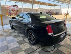 کرایسلەر 300